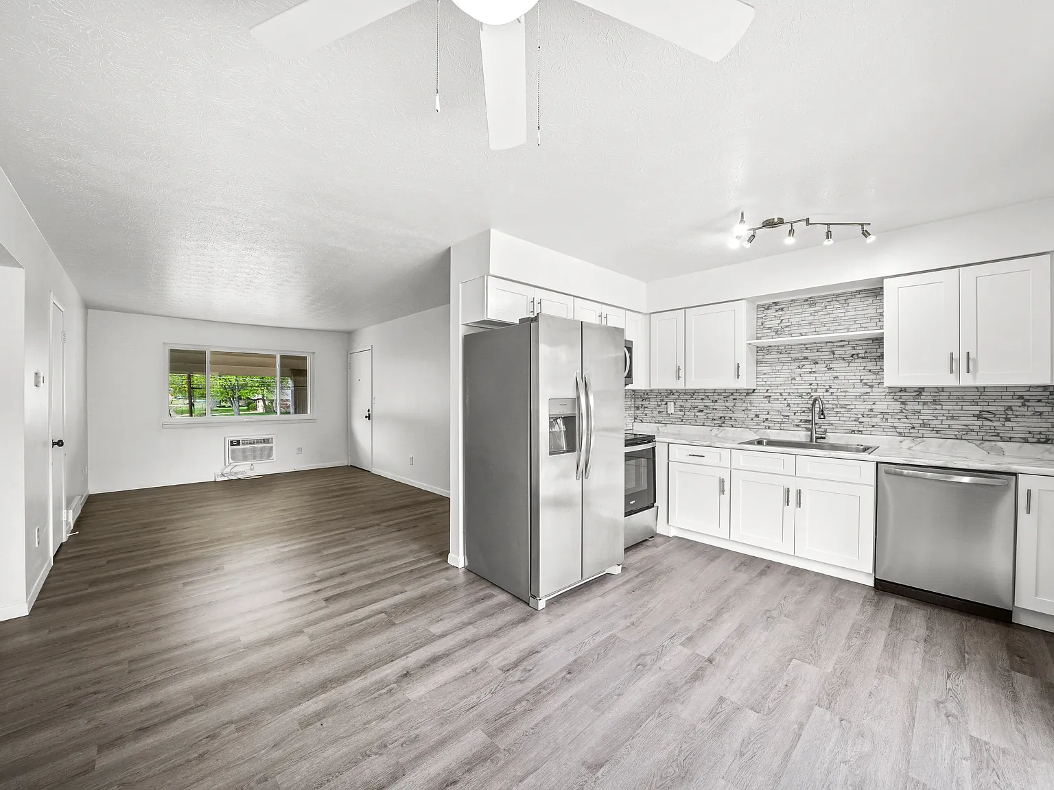 4707 Fishcreek Road - 4 — Photo 1