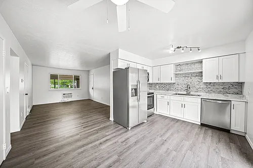 4707 Fishcreek Rd #4 Photo 1