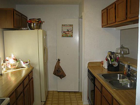 2nd image of 525 Nightshade Dr