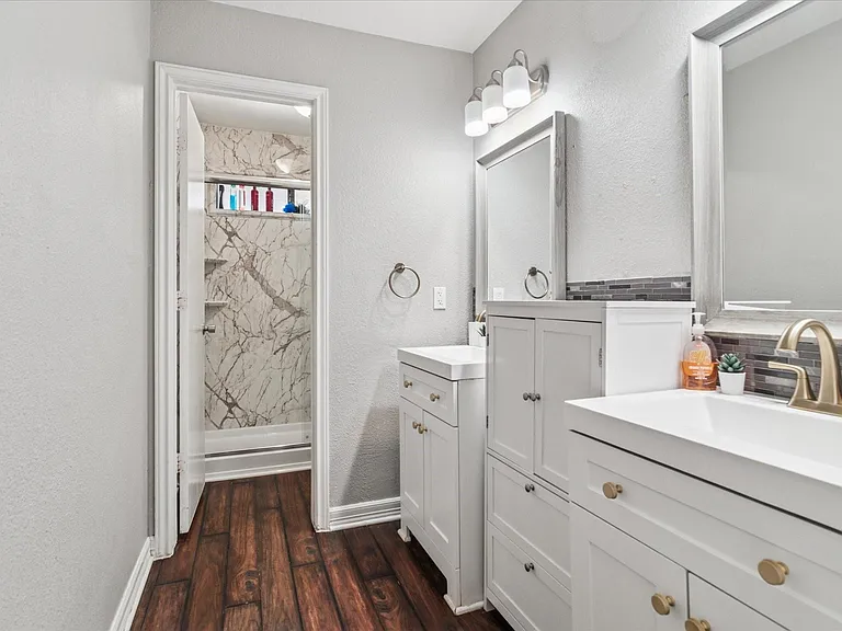 4436 Emerson Dr — Photo 18