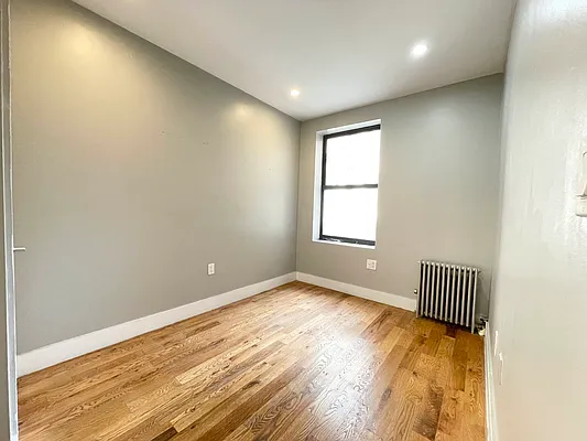 Rented by Bruma Realty LLC | media 6