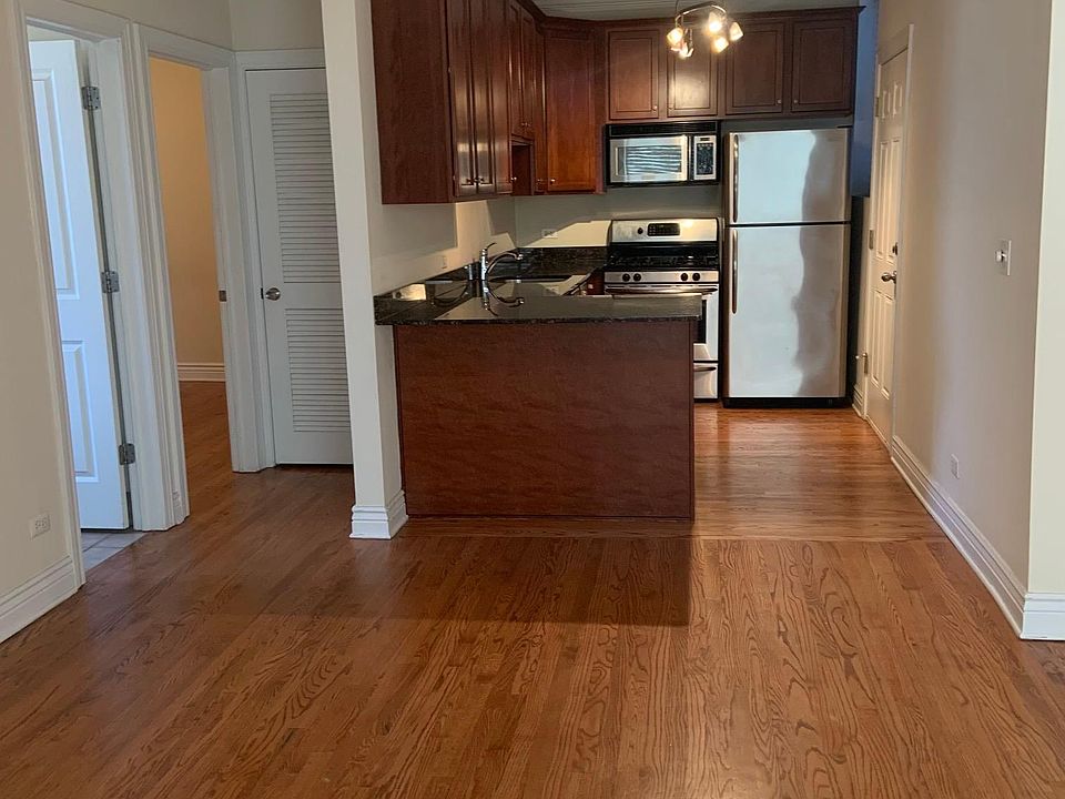 1st image of 1216 W Waveland Ave #3ZZ