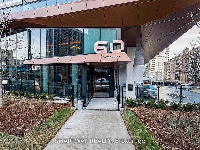60 Central Park Dr #2206 — Photo 2