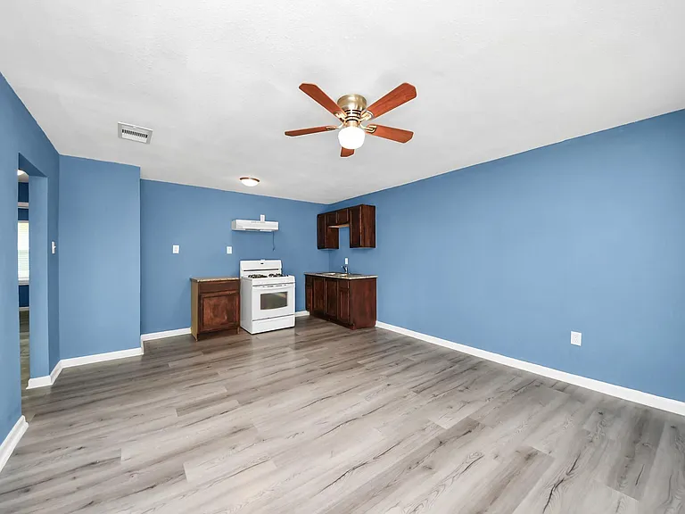 716 Hargest St #B — Photo 3