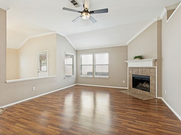 3rd image of 4008 Drexmore Rd