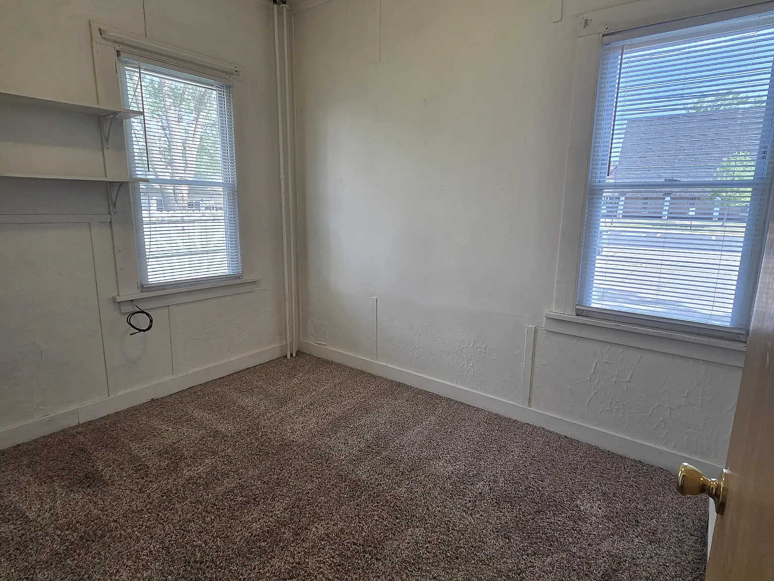 3 bed, $1,425 — Photo 4