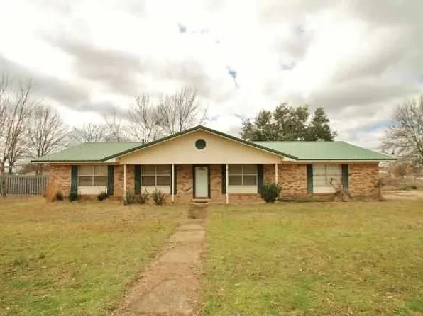 203 Rex Ave, Hooks, TX 75561