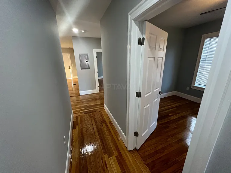 366 Highland Ave #1 — Photo 34