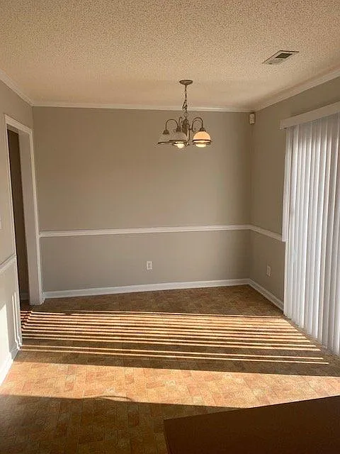 3 bed, 2.5 bath, 1453 sqft, $1,450 — Photo 4