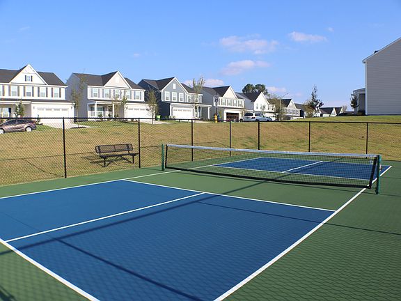 Pickleball Court, less than 1-min walk. Only footsteps away from the front door!