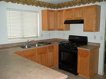 5th image of 1371 E Santa Fiore St