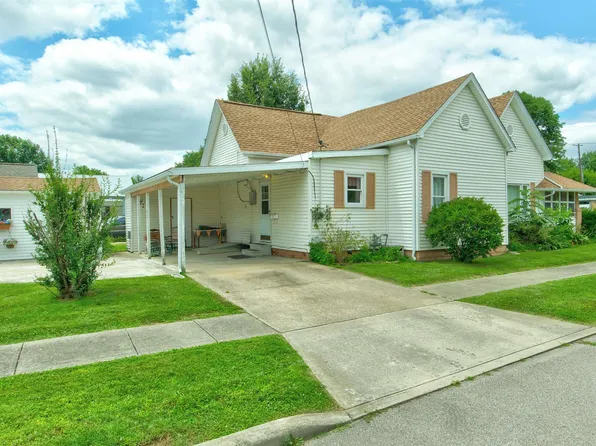 310 W Division St, Oakland City, IN 47660