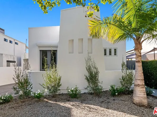 8964 Vista Grande St, West Hollywood, CA 90069