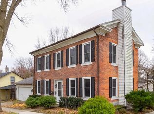 318 2nd St SW, Mount Vernon, IA 52314