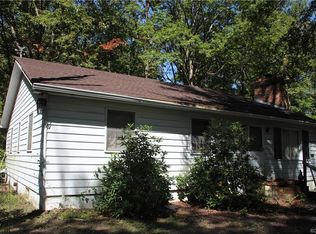 211 Greenes Corner Rd, Bumpass, VA 23024