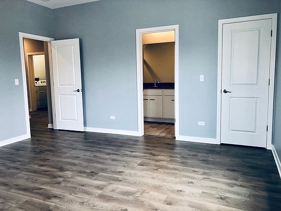 5th image of 3638 N Harlem Ave APT 101