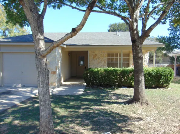 8 Happy Hollow Ln, Wimberley, TX 78676