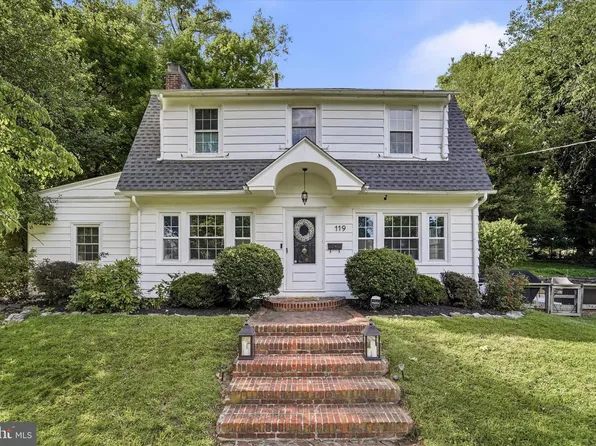 119 Heacock Ln, Wyncote, PA 19095