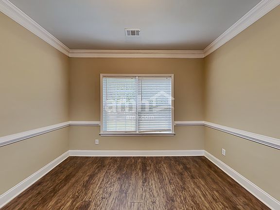 4th image of 1747 Hampton Chase Cir