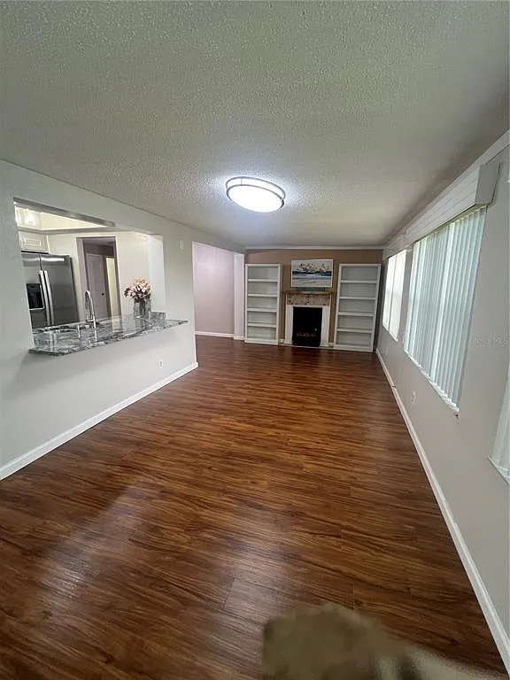 2 bed, 2.0 bath, 1431 sqft, $2,500 — Photo 3