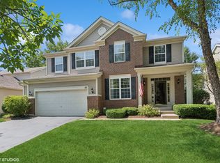 80 Boulder Dr, Gilberts, IL 60136