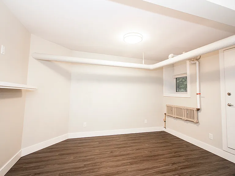 812 Wolseley Ave #1 — Photo 8