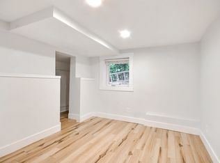 5231 20th Ave NE #4, Seattle, WA 98105