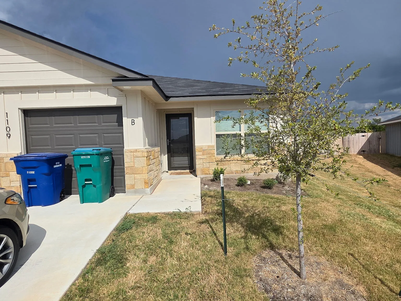 3 bed, 1174 sqft, $1,550 — Photo 1