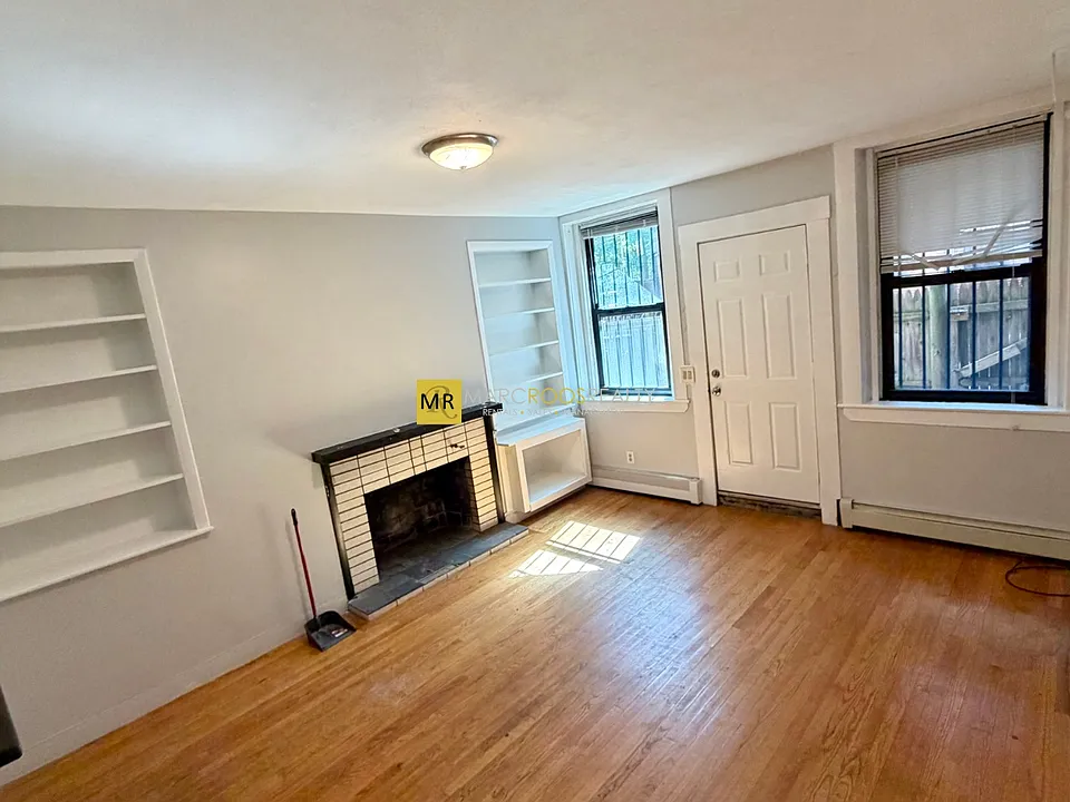 493 Commonwealth Ave #A
