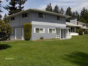 1st image of 203 Shadow Ln NE