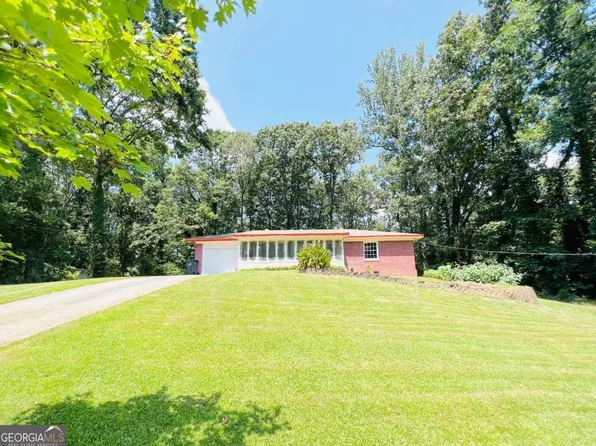 5653 Kimberly Ln, Norcross, GA 30071