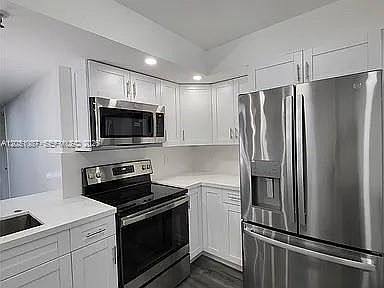 5th image of 198 NW 67th St APT 301