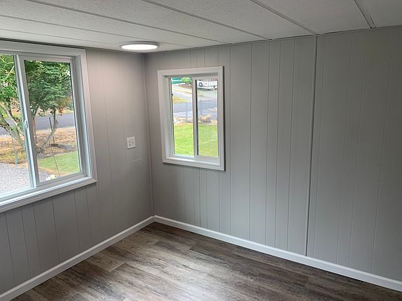 3rd image of 15708 84th Ave E