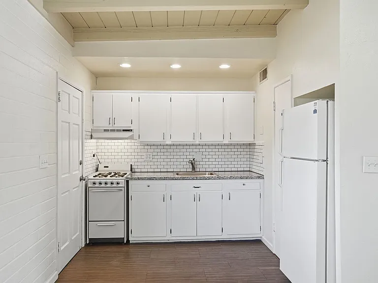 610-616 E. Drachman St. ( 610, 612, 614, 616 ) — Photo 8