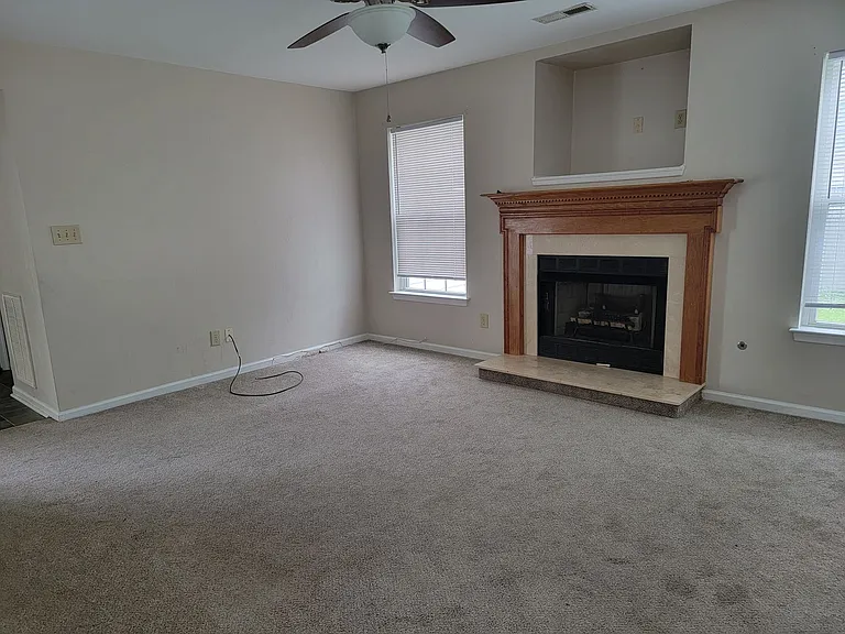 1110 Carriage Ct — Photo 23