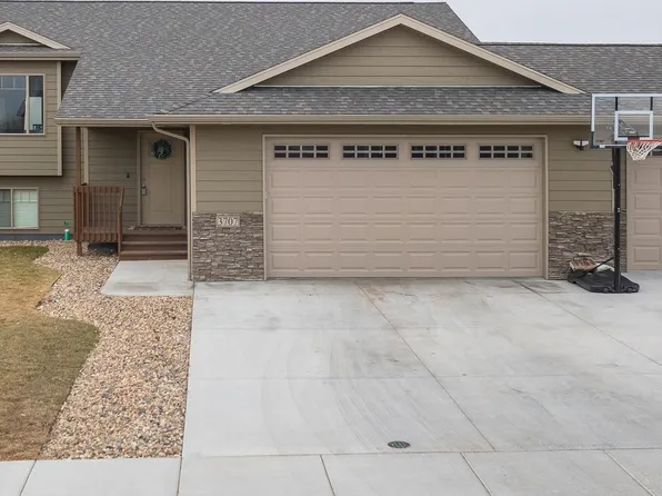 3707 Remington Rd, Rapid City, SD 57703