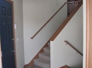 104 Panther Ln, Mankato, MN 56001