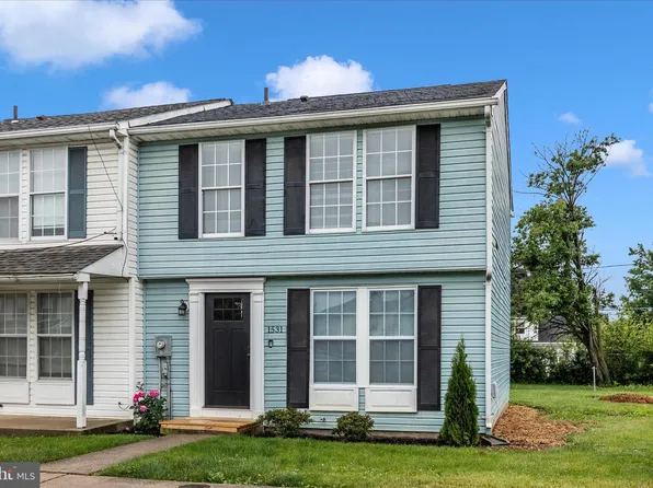 1531 Violet Dr, Hagerstown, MD 21740