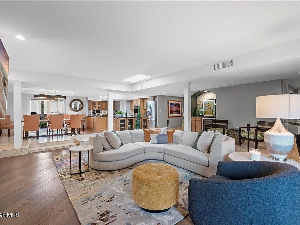 1st image of 8100 E Vía Del Arbor --