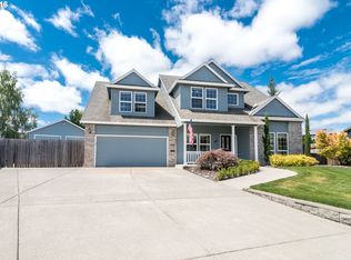 302 NE Lauren Ct, Hillsboro, OR 97124