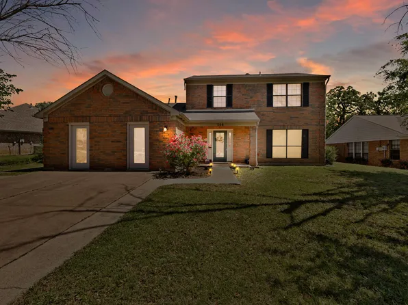 308 Mack Dr, Denton, TX 76209