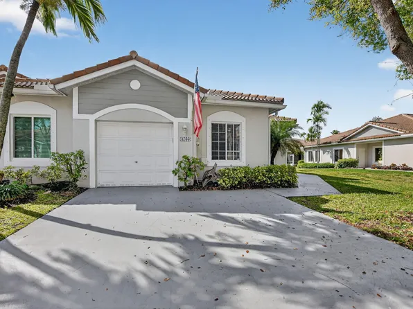 4706 SW 13th Street, Deerfield Beach, FL 33442