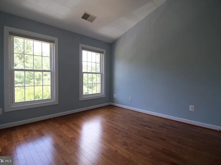 3800 Elmwood Towne Way — Photo 23