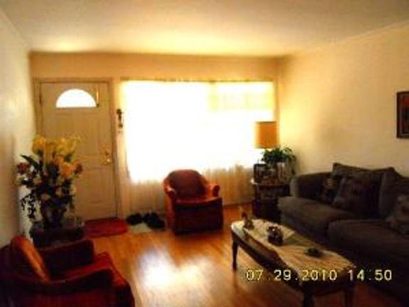 5th image of 7747 N Oconto Ave