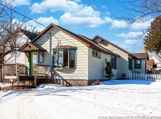 221 N 1st Ave W, Washburn, WI 54891