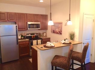 5467 1st Ave E APT 301, Bradenton, FL 34208