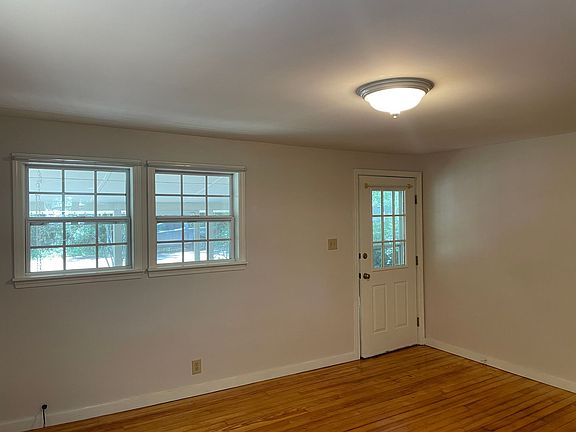 5th image of 6326 Glory Ave