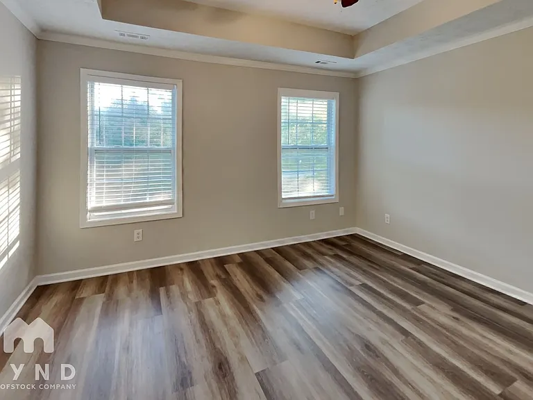 158 McArthur Dr — Photo 11