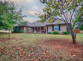 2263 Berryvine Rd, Tuttle, OK 73089