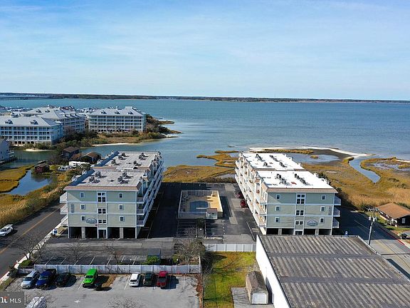 4th image of 120 71st St Unit 30